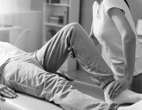 Manipulative therapy (osteopathy and chiropractic)